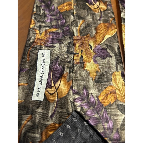 Celebrations By MMG Hallmark Multicolor Men's 100% Silk Tie Leaves Necktie USA‎ - Picture 4 of 6